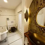 Portofino Boutique Urla