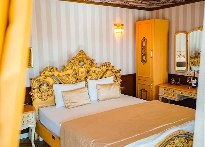 Portofino Boutique Отель