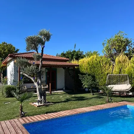מלון Portofino Boutique 5*