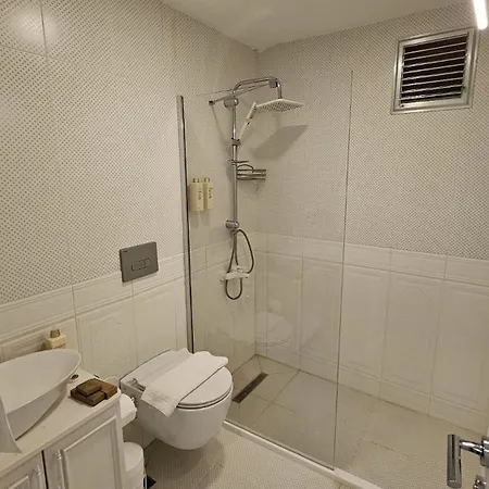 Portofino Boutique מלון 5*