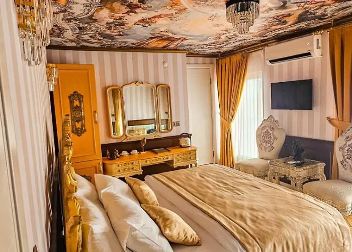 Hotel Portofino Boutique 5*